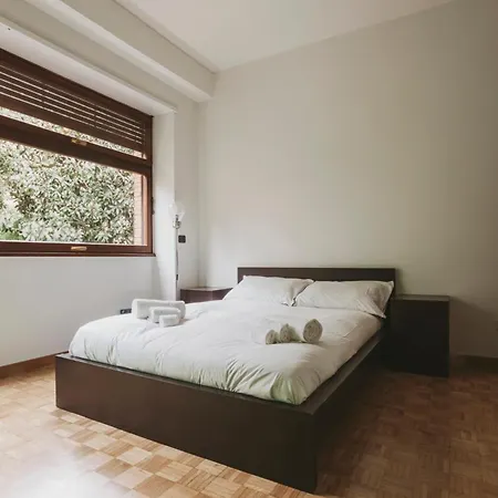 Апартаменты San Pietro Cozy And Quiet Three-room