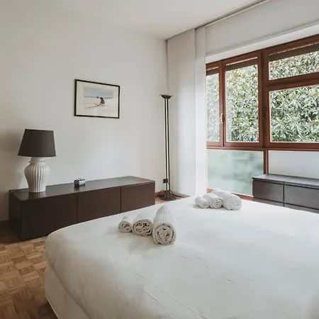 Апартаменты San Pietro Cozy And Quiet Three-room *