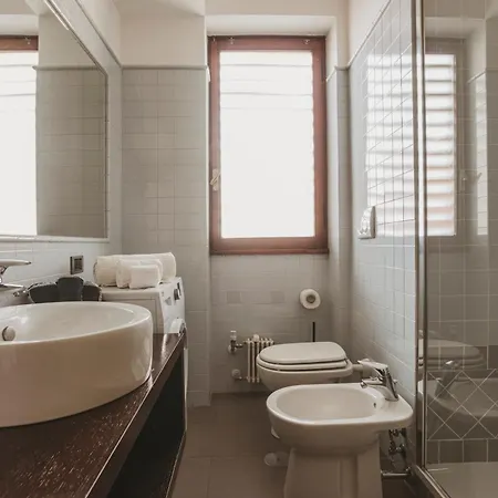 Апартаменты San Pietro Cozy And Quiet Three-room Рим