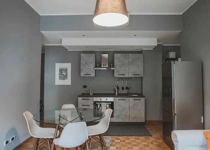 Easytopstay - Peaceful Retreat Near San Pietro Apartment